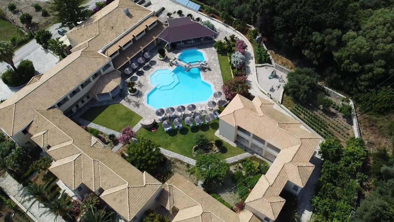 Karavostasi Beach Hotel 波帝卡 外观 照片